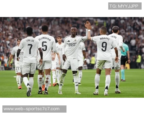 皇马纽卡争夺斯米特阿尔克马尔标价不低于6000万欧