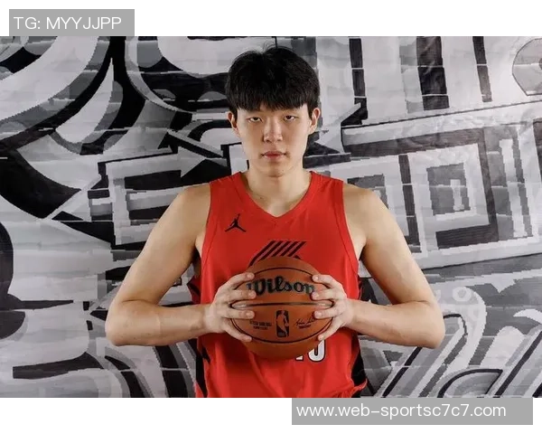 拓媒建议球队创新策略助力杨瀚森与库克提升三分球命中率